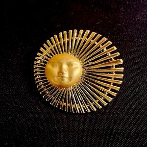 Sun pin/brooch